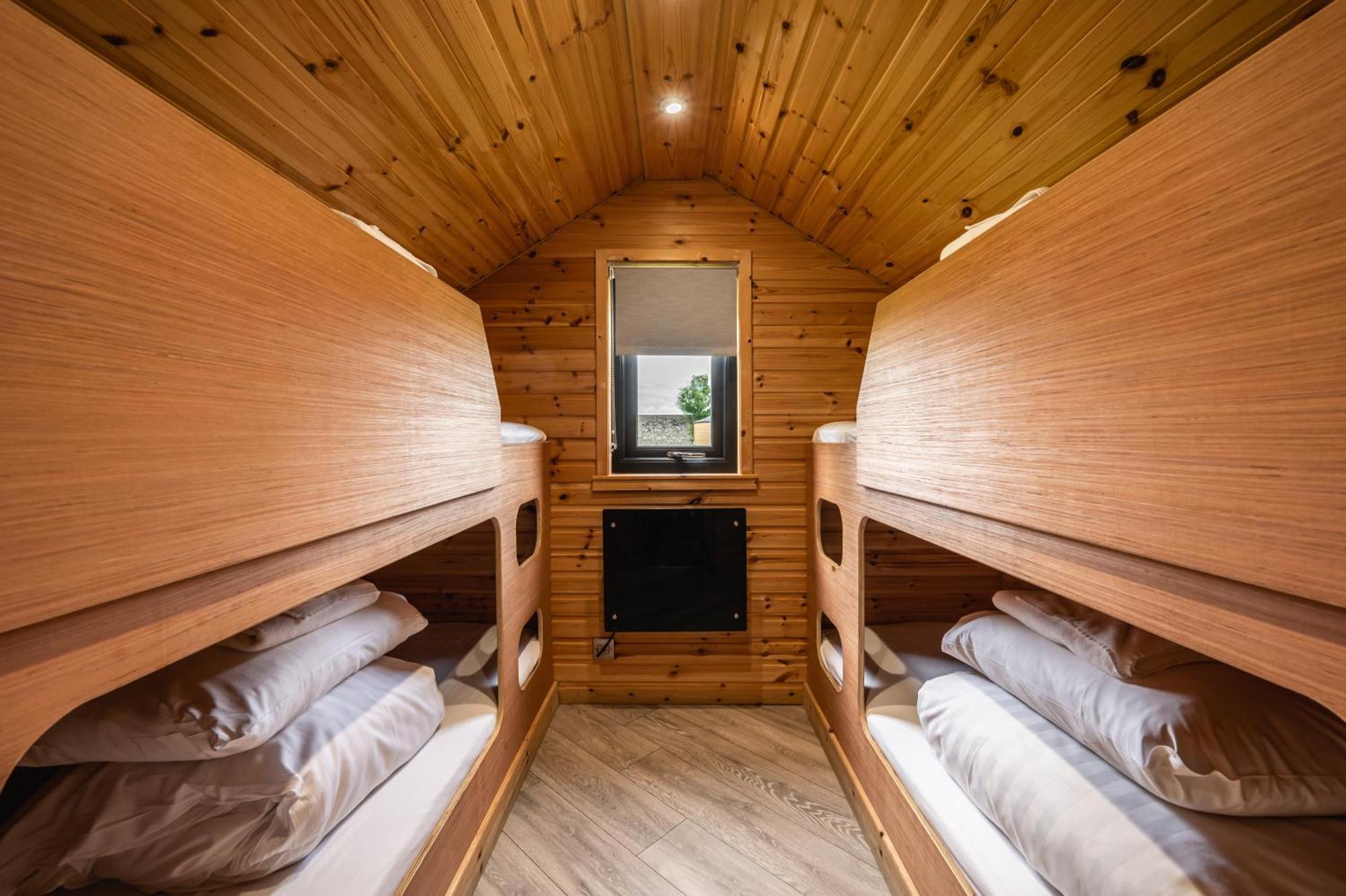 Delny Glamping Hotel Invergordon Bagian luar foto