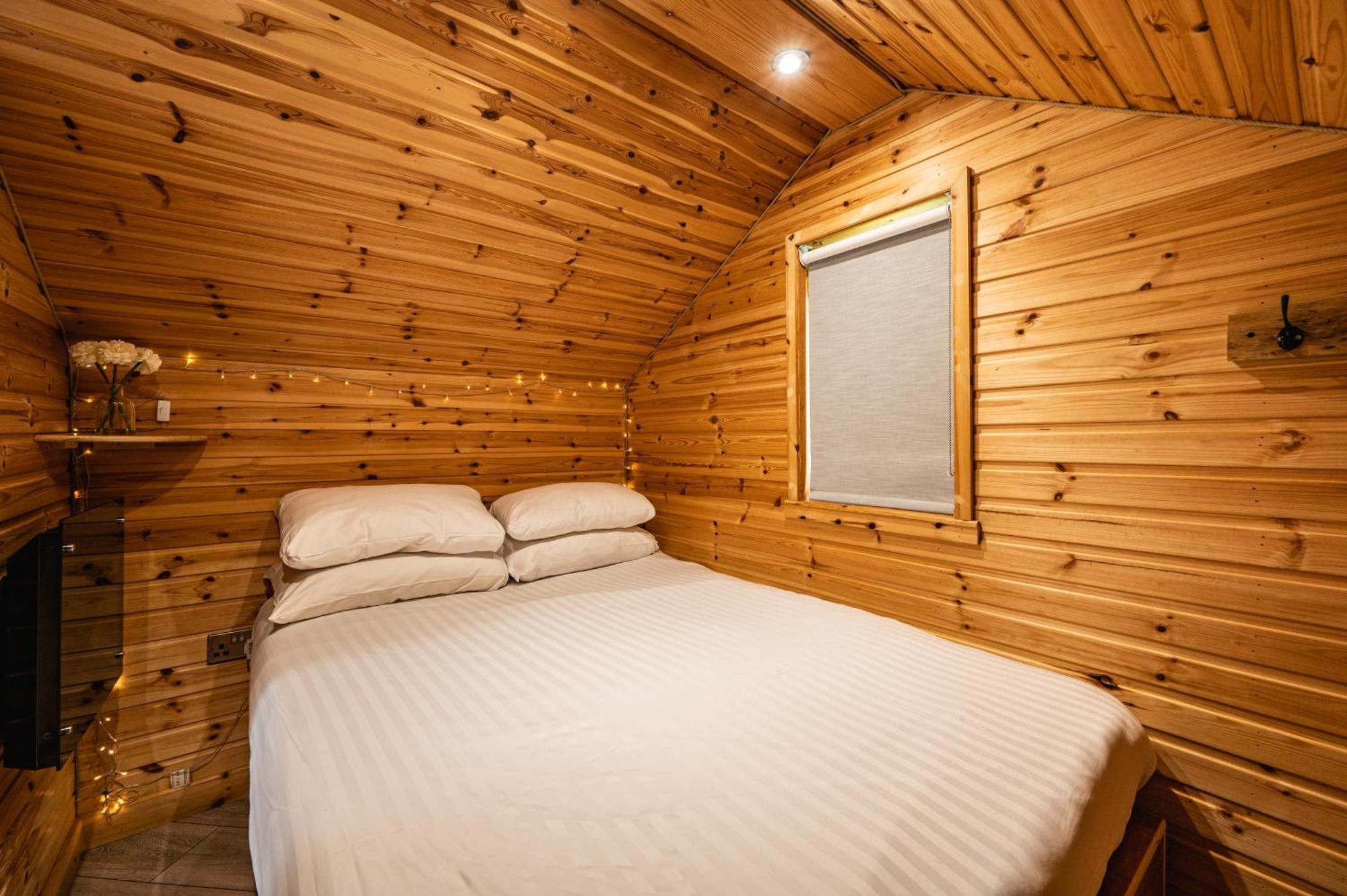 Delny Glamping Hotel Invergordon Bagian luar foto