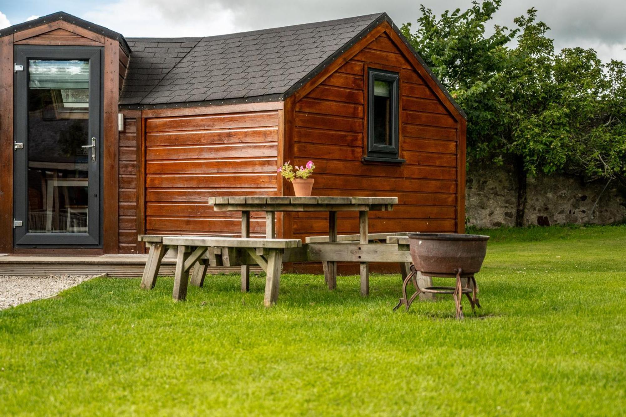 Delny Glamping Hotel Invergordon Bagian luar foto