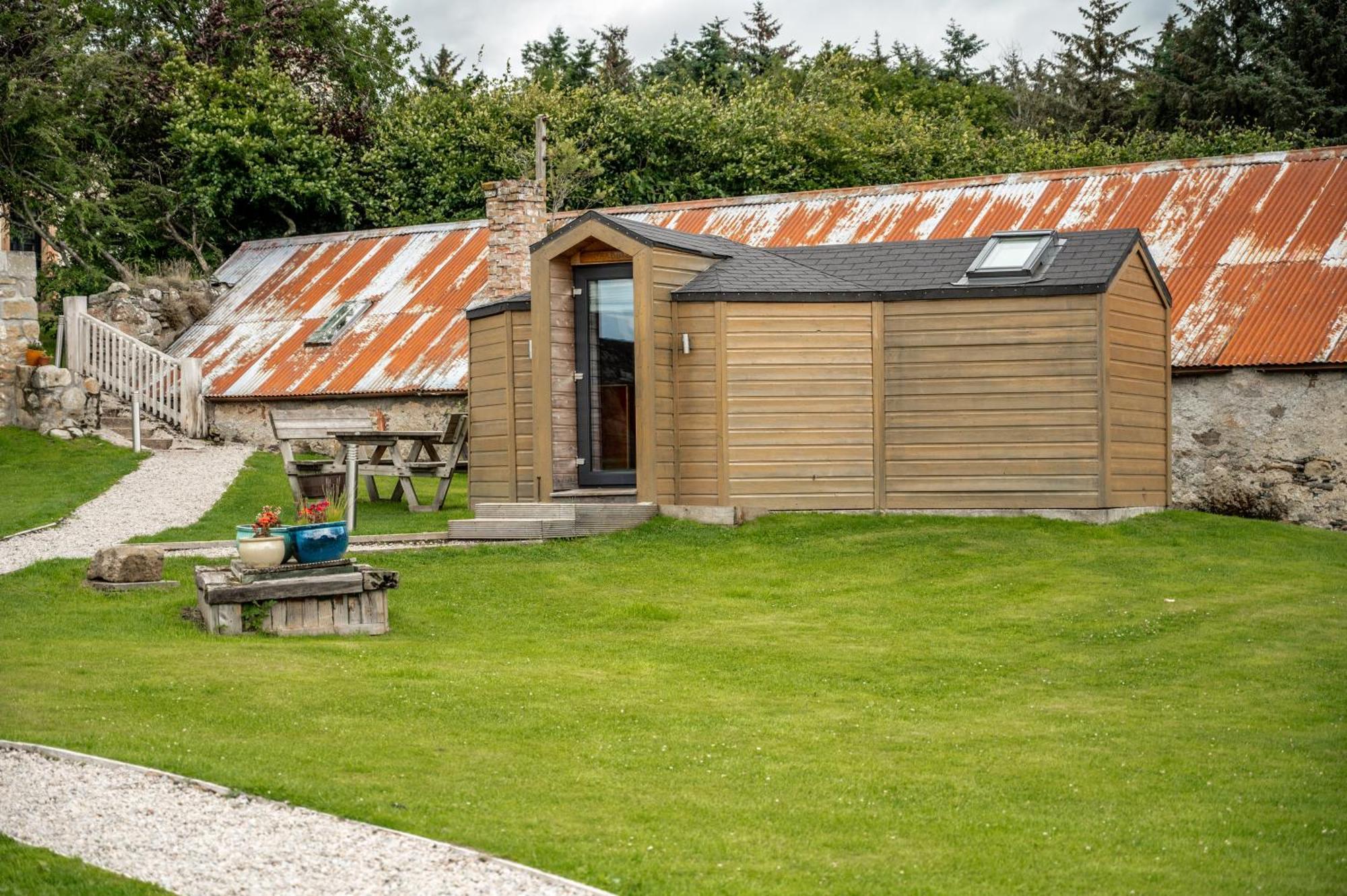Delny Glamping Hotel Invergordon Bagian luar foto